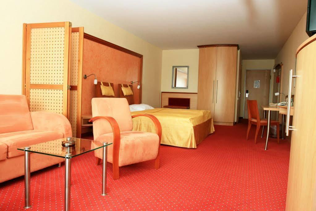 Hotel Ascot Bristol Potsdam Exteriör bild
